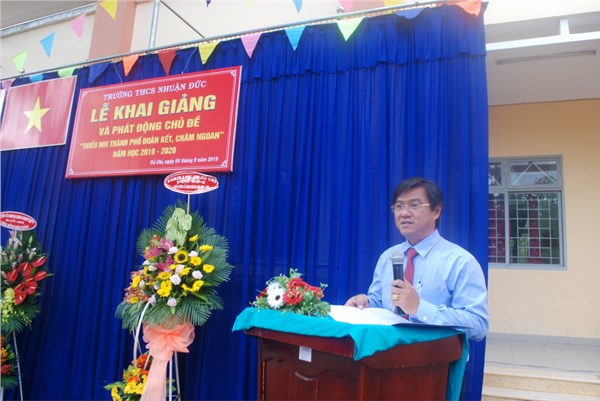 Lễ khai giảng năm học mới